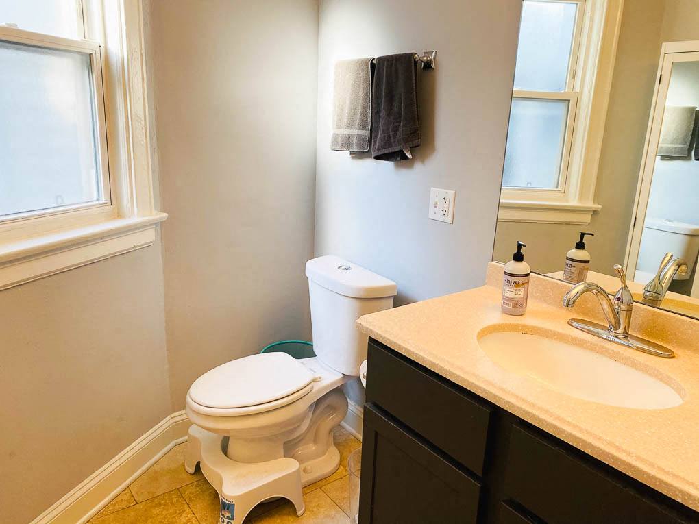 3447-49 N. Southport Ave. 3447-49 N. Southport Ave., Chicago, IL 60657 - Leasing by Cross Street